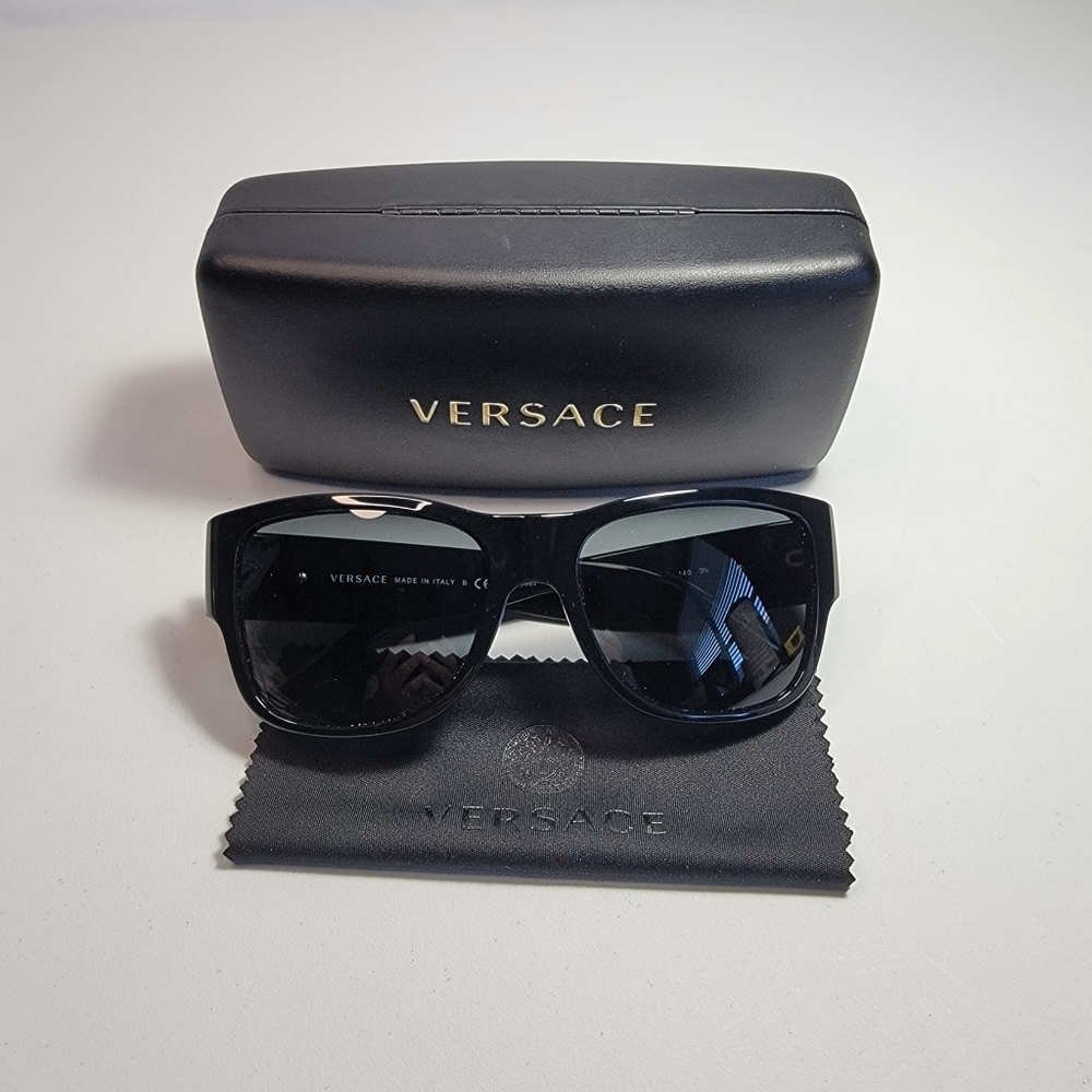 Versace VE4275 Medusa Square Sunglasses - Picture 10 of 10